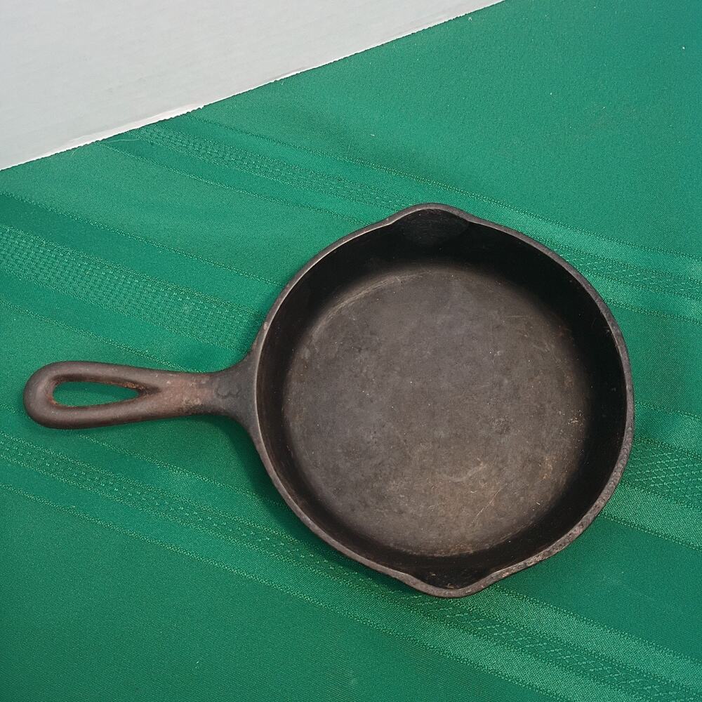 Wagner Ware Sidney -O- Cast Iron Pan# 3 6.5” Skillet 1053 Vintage